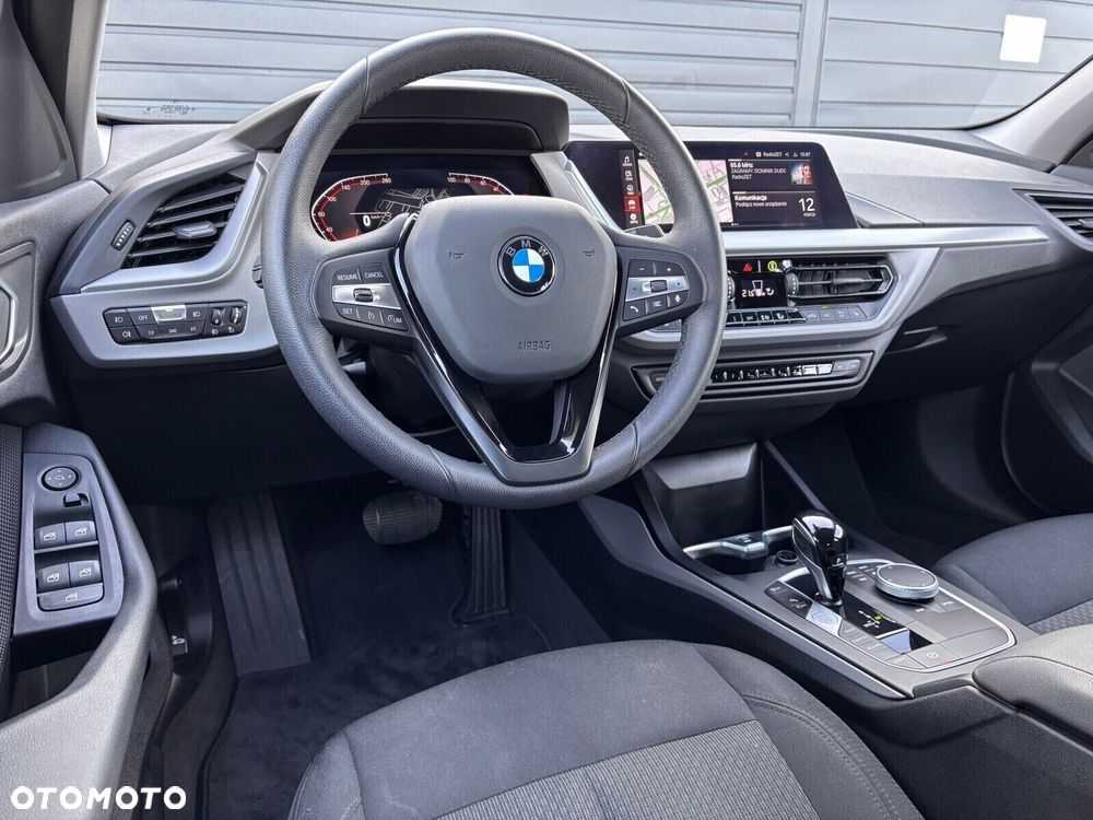 BMW Seria 1 - 21