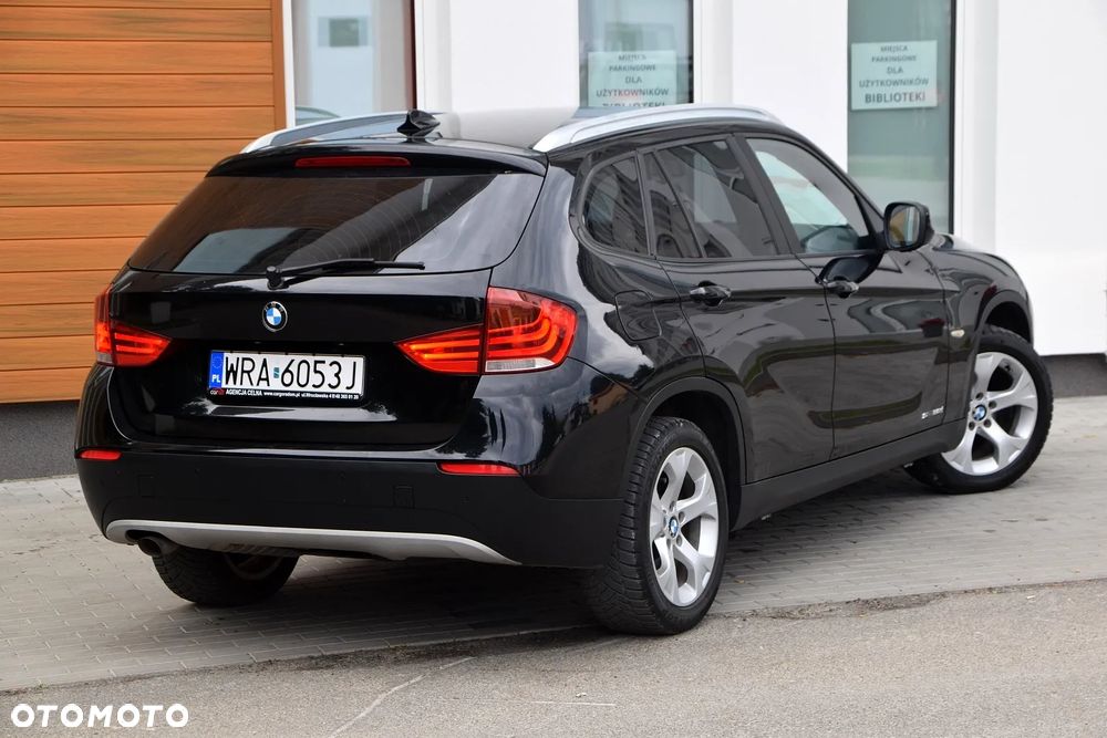 BMW X1 sDrive18d Sport Line - 13
