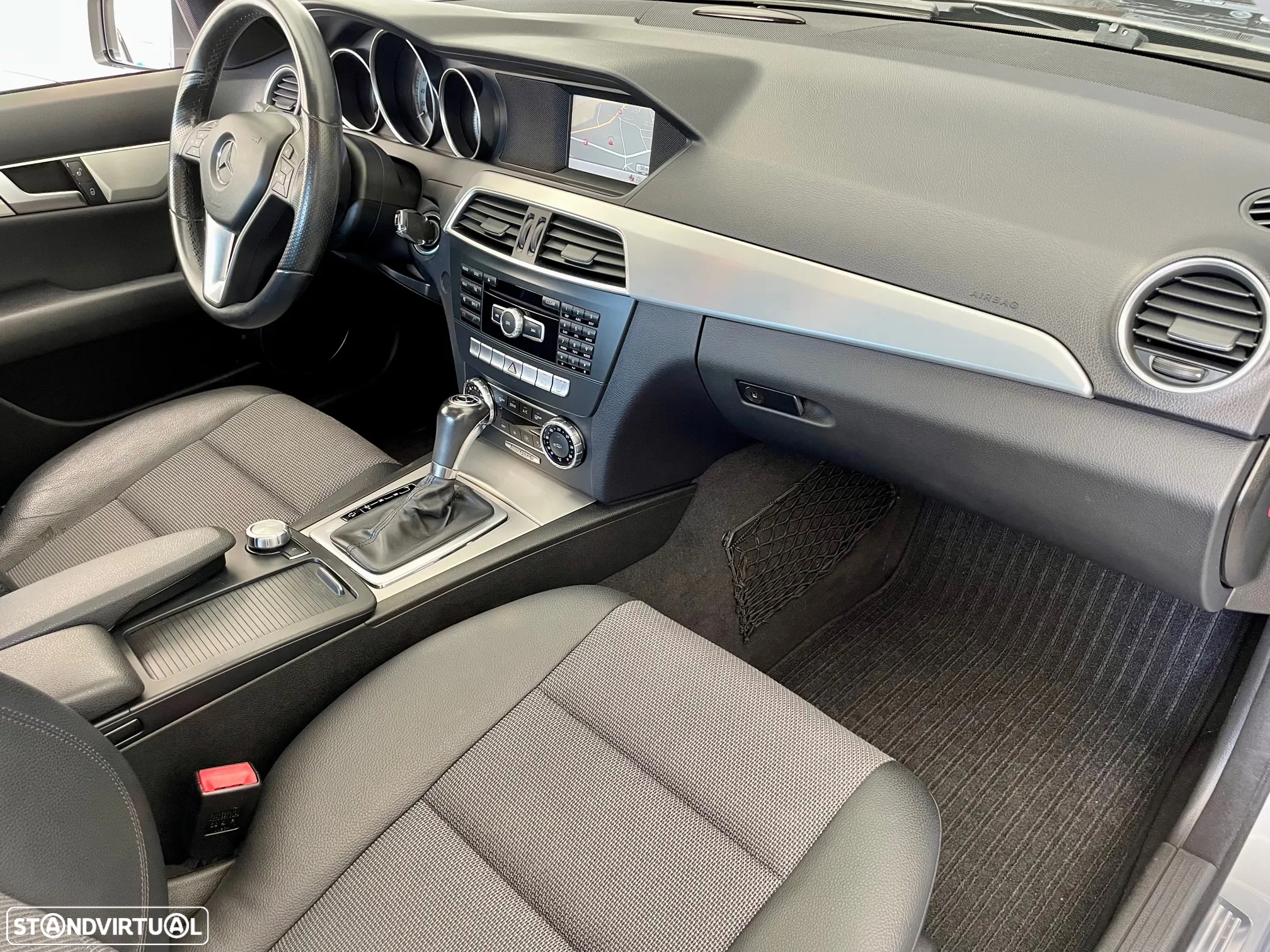 Mercedes-Benz C 220 CDi Avantgarde BlueEfficiency Aut. - 31