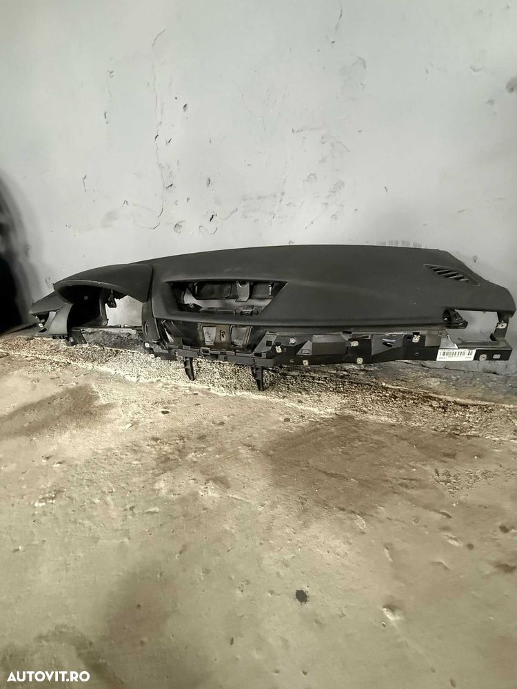 Plansa Bord BMW X1 E84 Facelift - 8