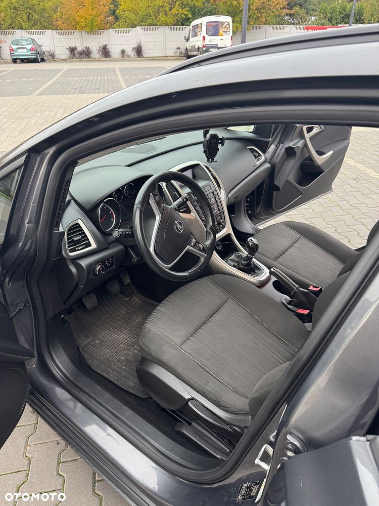 Opel Astra - 10