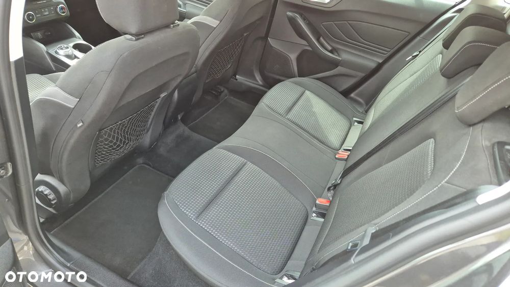 Ford Focus 1.5 EcoBlue Trend - 32