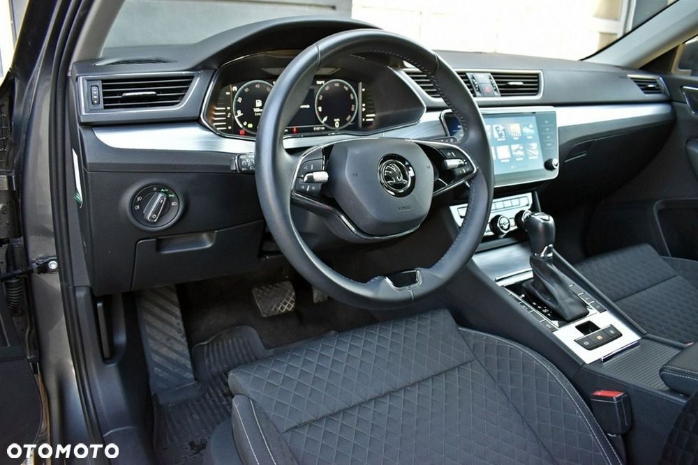 Skoda Superb 2.0 TSI Ambition DSG - 10