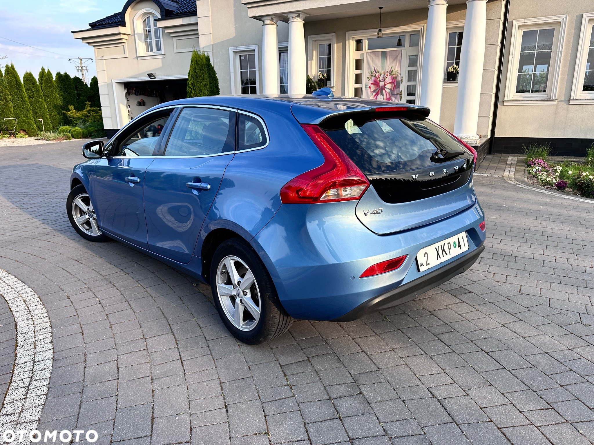 Volvo V40 D2 Momentum - 14