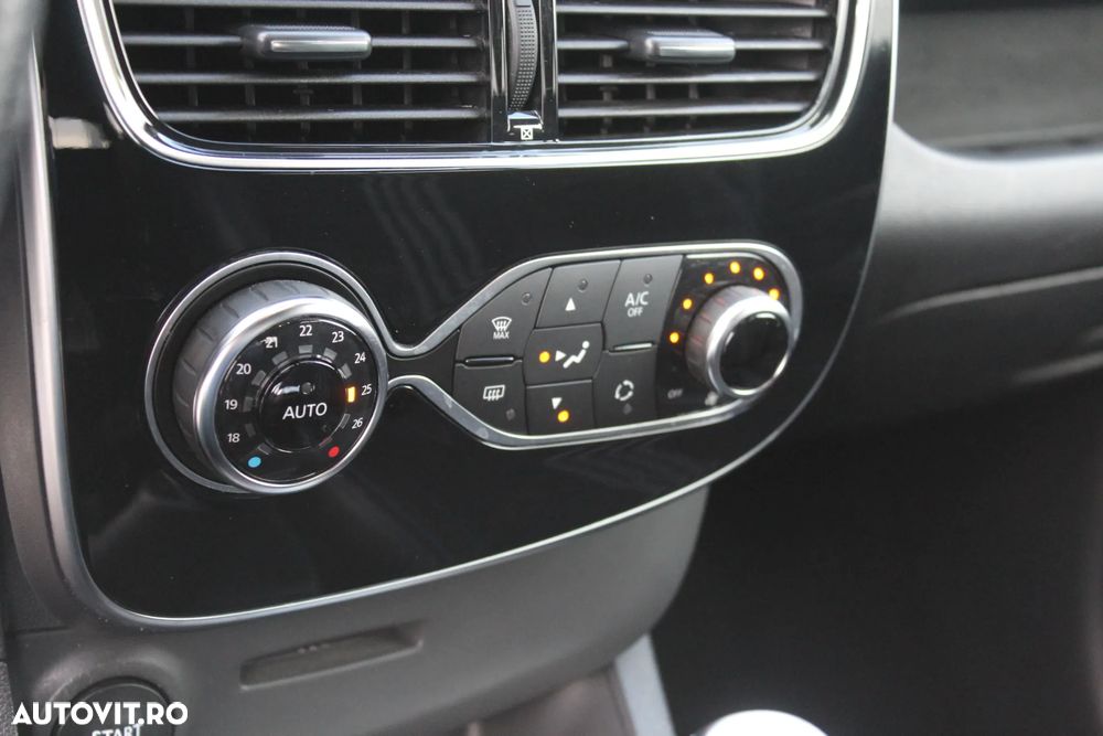 Renault Clio - 15