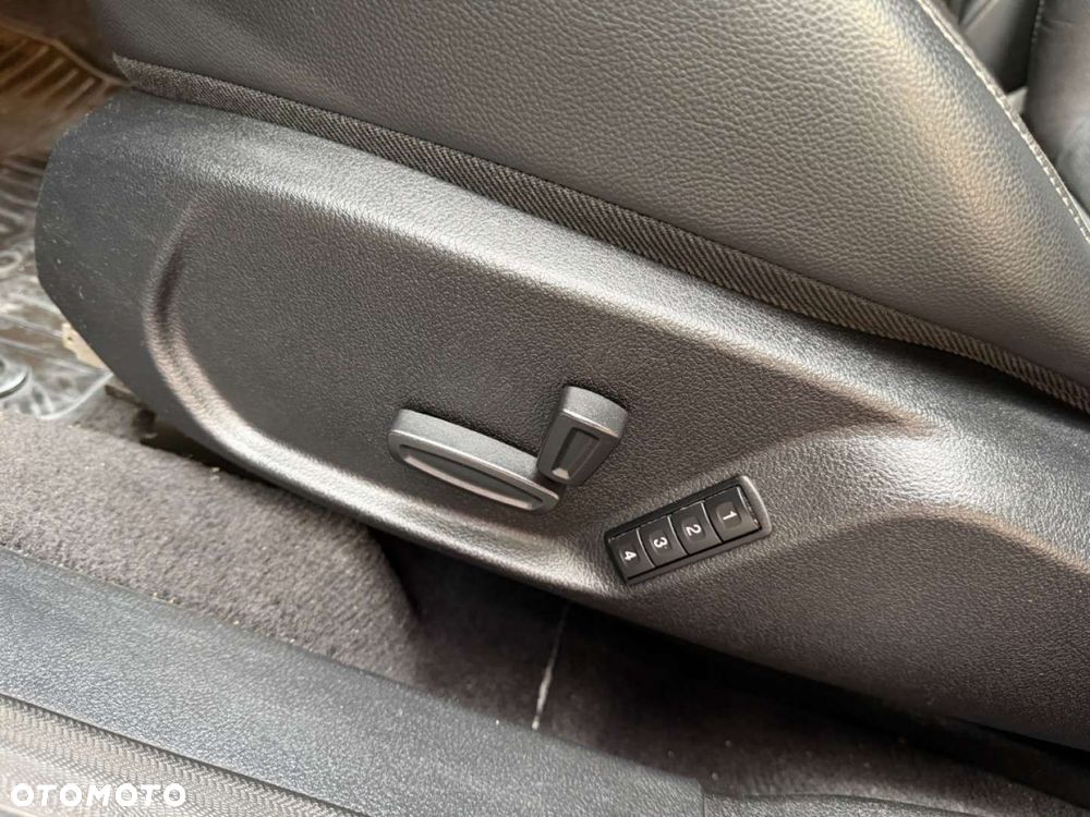 Ford Mondeo 2.0 Titanium X - 20