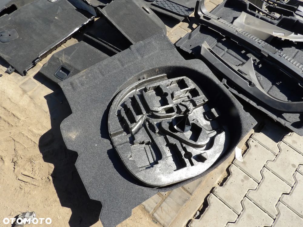 BMW - E61 - KOMBI - KOMPLETNE WNĘTRZE BAGAŻNIKA - DYWANY - MOCOWANIA - KOMPLET - 7116739  7116736  7050355  7050356  7076688  7068949  7049904  7050366 - 5