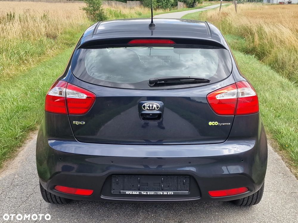 Kia Rio - 31