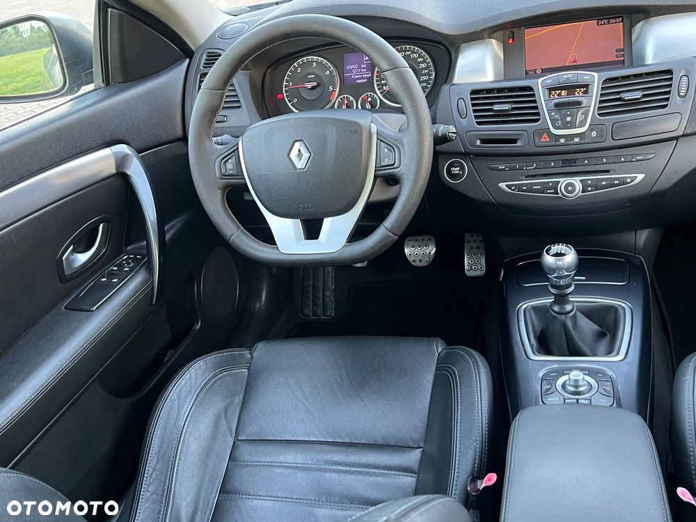 Renault Laguna dCi 180 FAP GT - 20