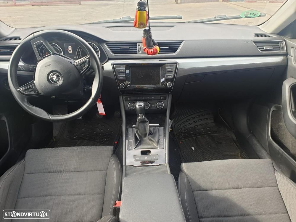 KIT AIRBAGS SKODA SUPERB BERLINA 3V3 - 1