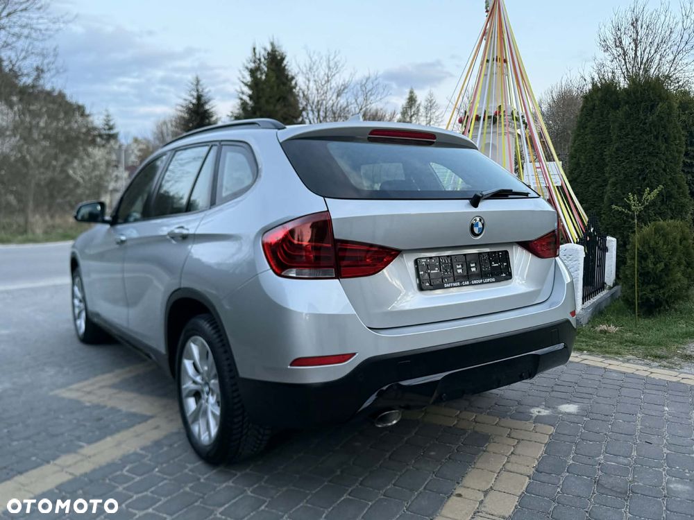 BMW X1 sDrive18d Sport Line - 18