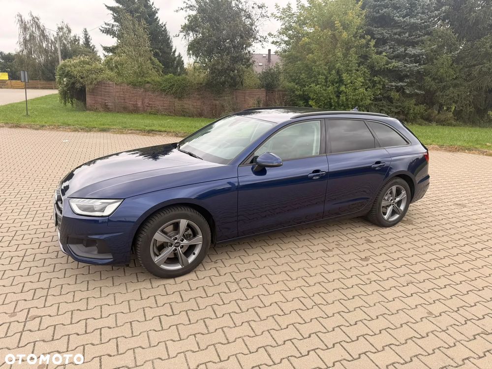 Audi A4 Avant - 32