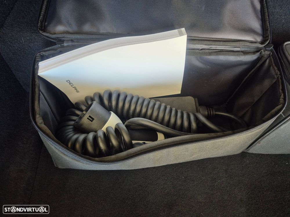 Mercedes-Benz S 560 e Longo - 36