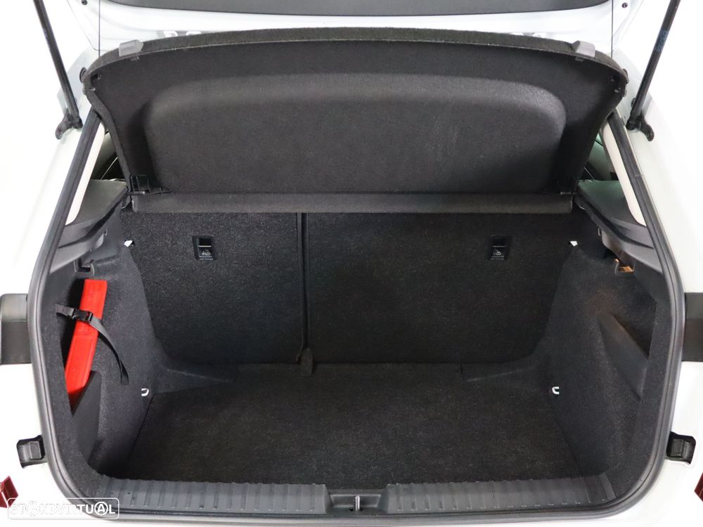 Skoda Kamiq 1.0 TSI Selection DSG - 21