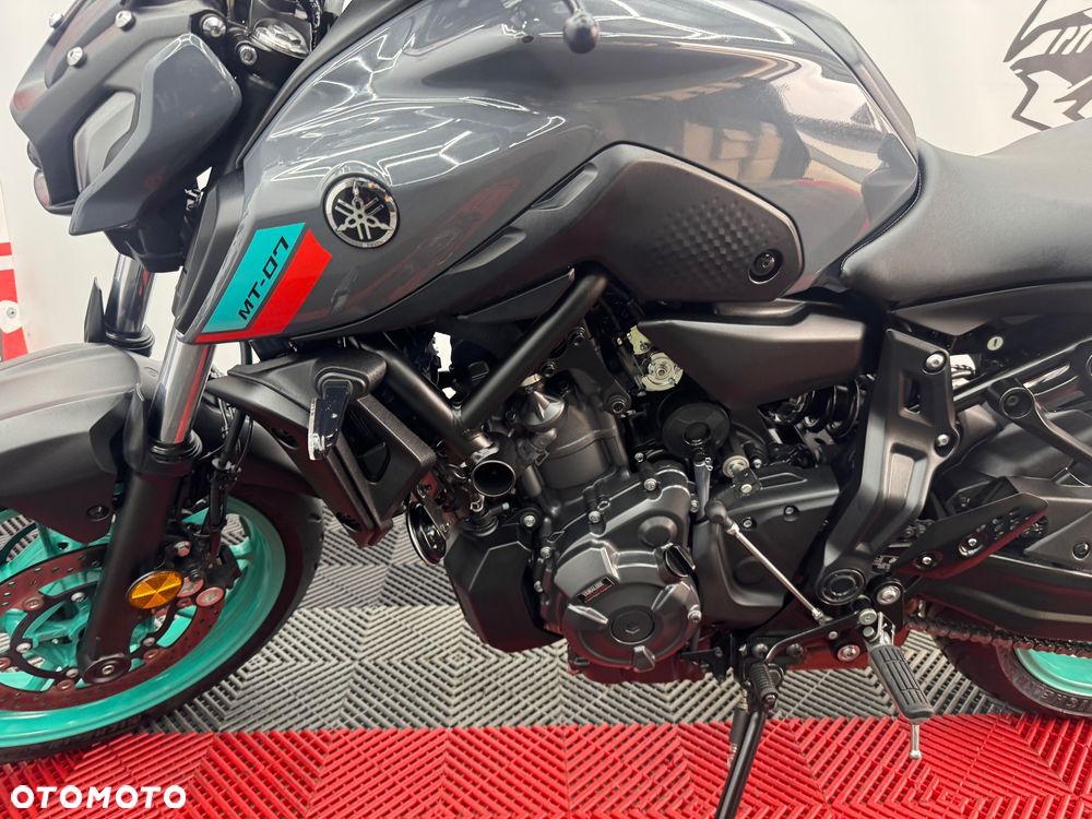 Yamaha MT - 13