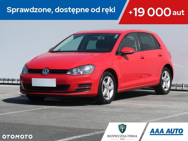 Volkswagen Golf - 1