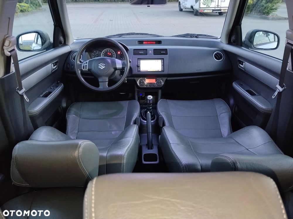 Suzuki Swift - 8