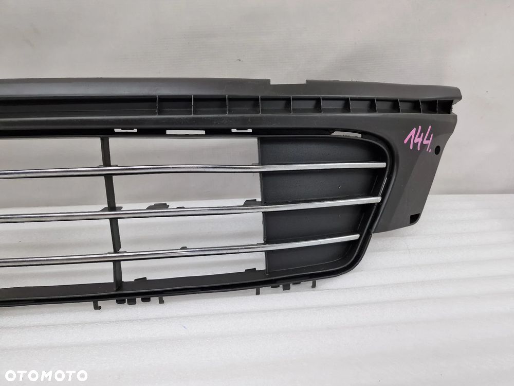 FORD GALAXY MK2 LIFT 09-15 Z CHROMAMI KRATKA ŚRODKOWA ZDERZAKA PRZEDNIEGO , NR AM21-17B968-AC , NR AUKCJI K144 - 6