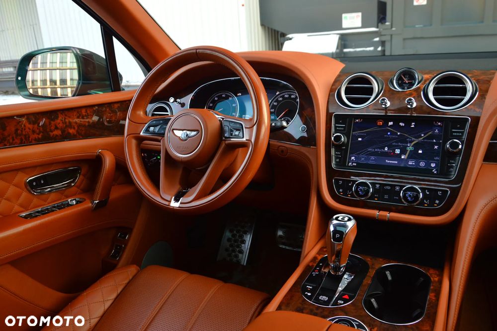 Bentley Bentayga W12 - 26