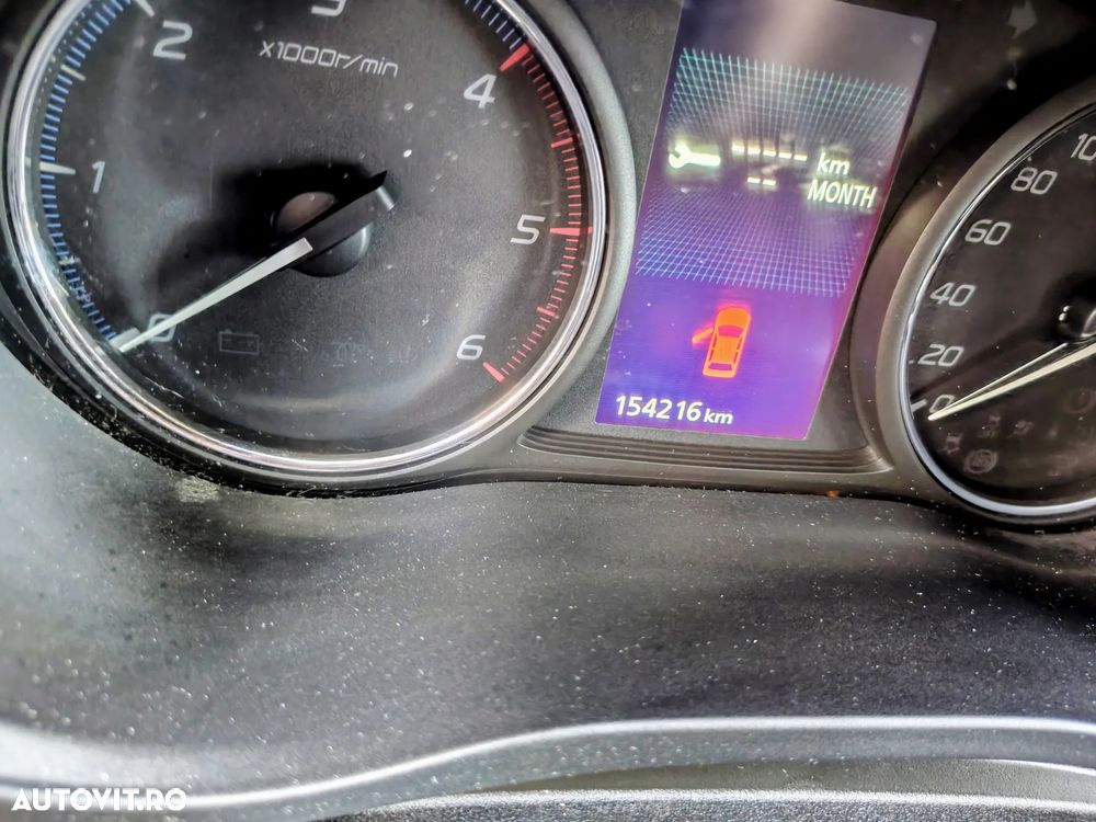 Mitsubishi Outlander - 5