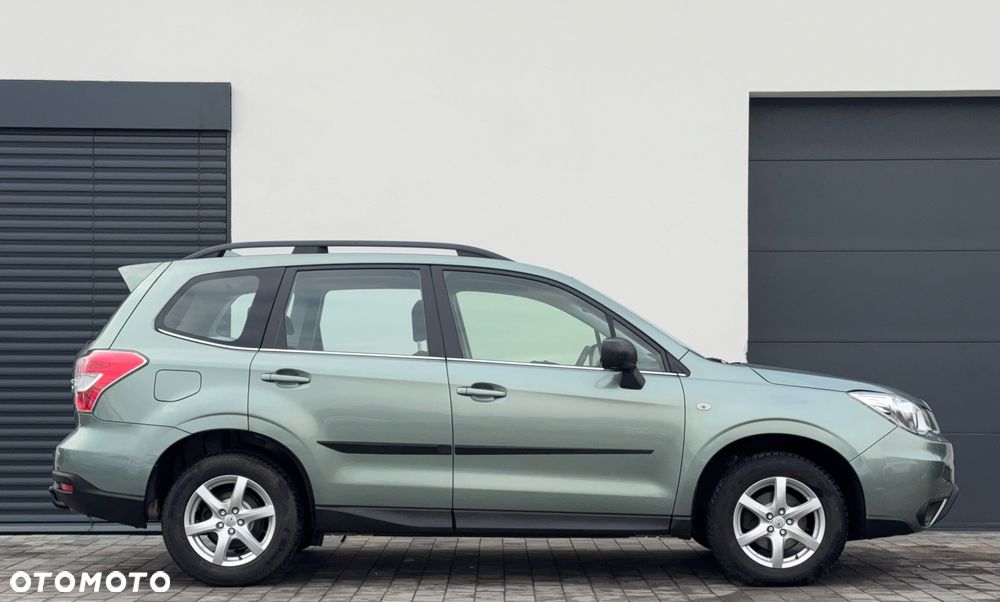 Subaru Forester 2.0 D Active - 3