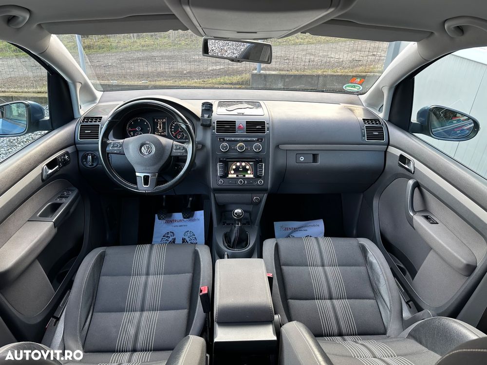 Volkswagen Touran 1.6 TDI DPF BlueMotion Technology MATCH - 6