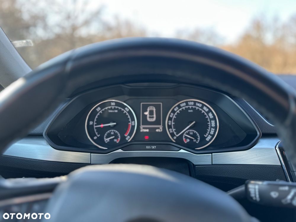 Skoda Superb 2.0 TDI Ambition - 27