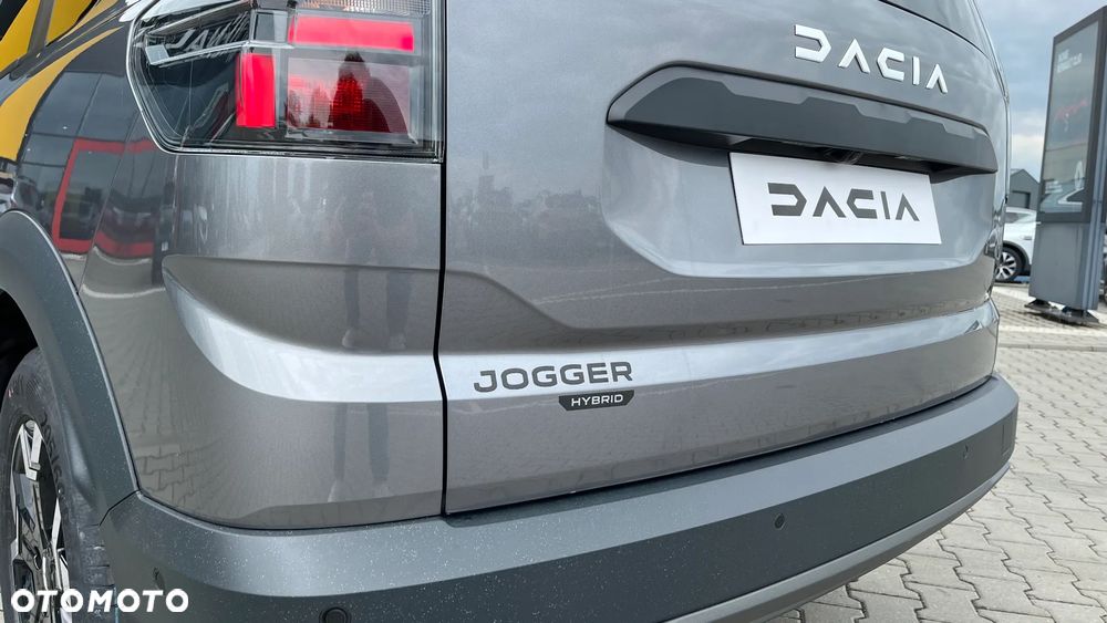 Dacia Jogger 1.8 Full Hybrid 155 Journey MMT 7os - 9