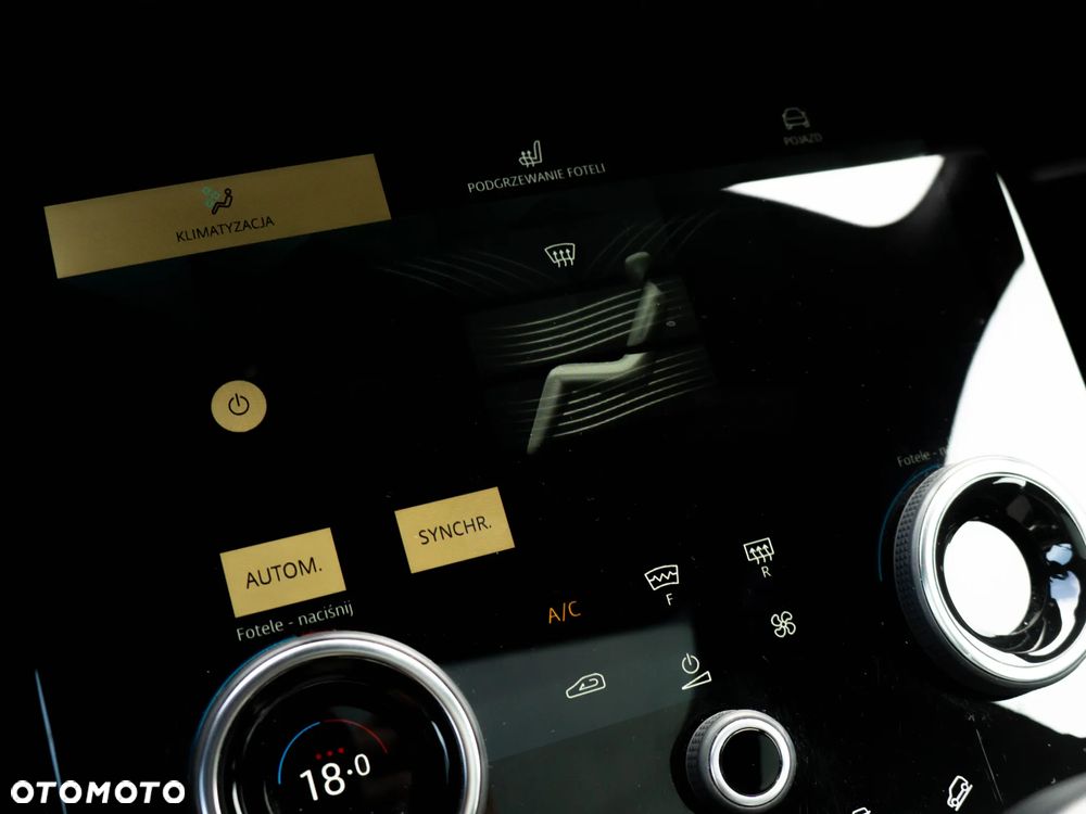 Land Rover Range Rover Evoque - 25