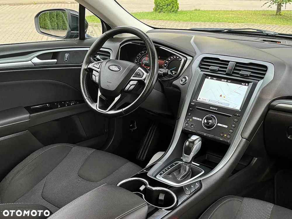 Ford Mondeo 2.0 TDCi Titanium PowerShift - 17