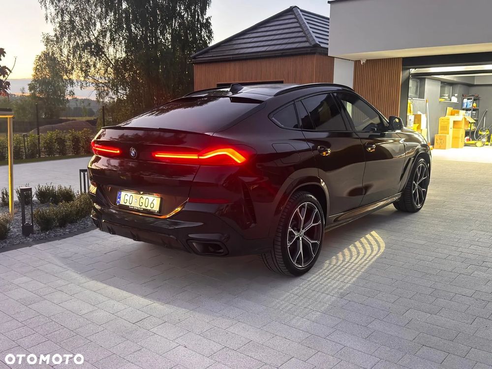BMW X6 - 10
