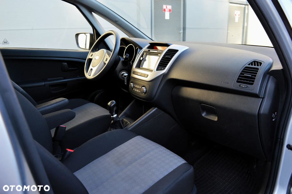 Kia Venga 1.4 CRDi L - 10