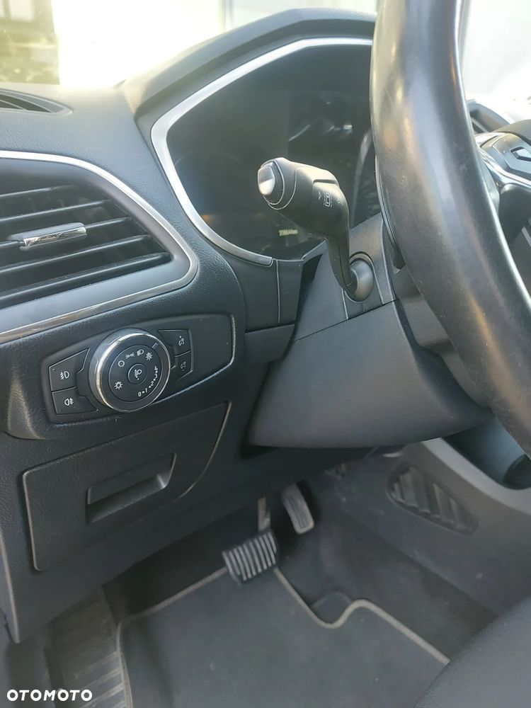 Ford S-Max - 27