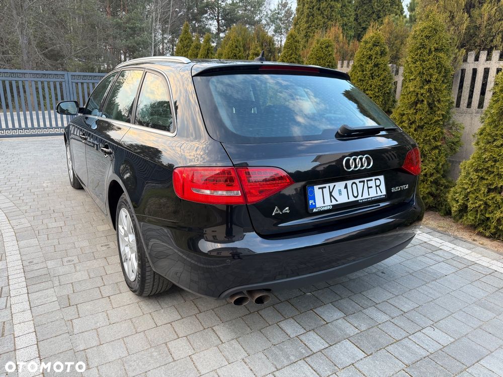 Audi A4 Avant 2.0 TDI DPF Ambiente - 9