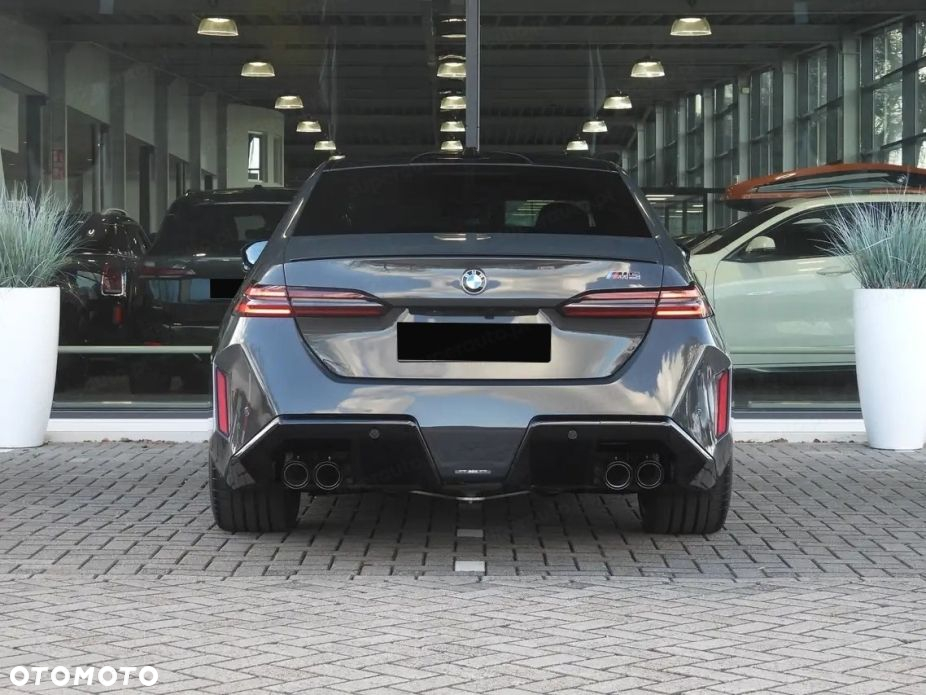 BMW M5 - 4