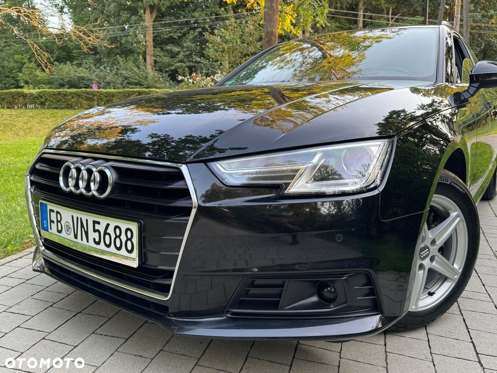 Audi A4 Avant 35 TDI S tronic design - 9