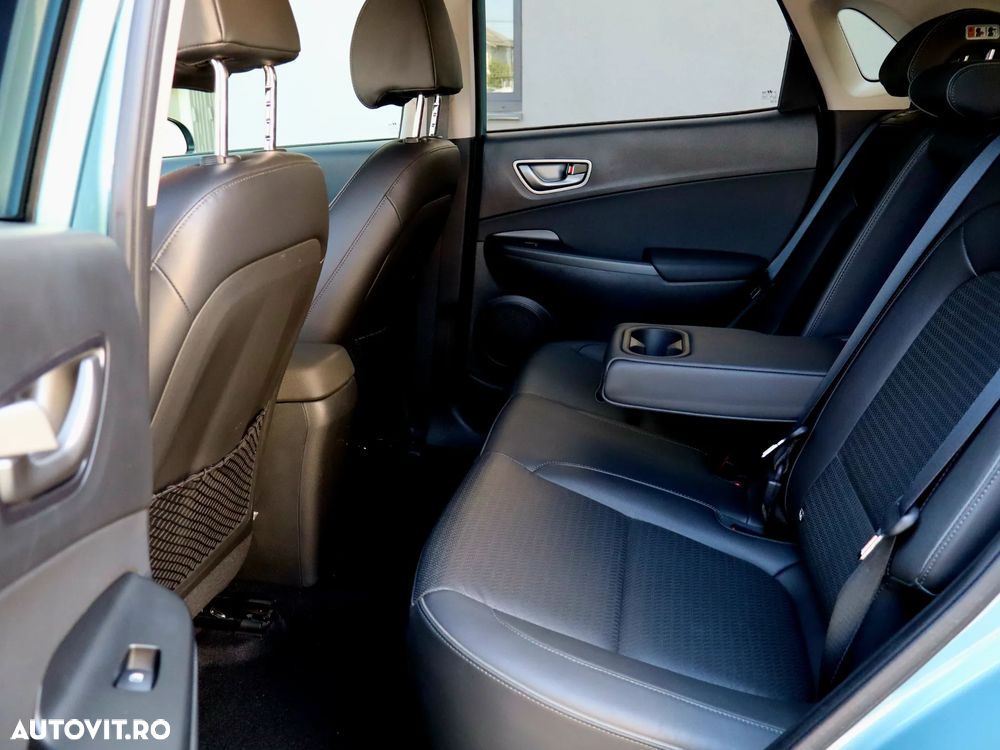 Hyundai KONA Premium - 21