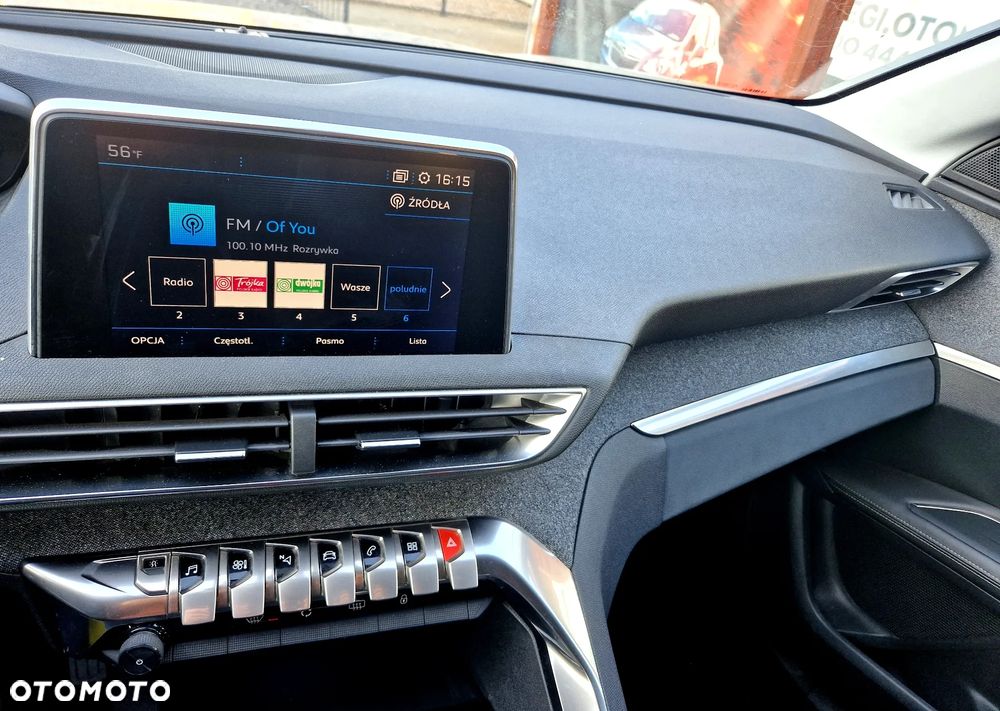 Peugeot 3008 1.2 PureTech Access S&S - 17