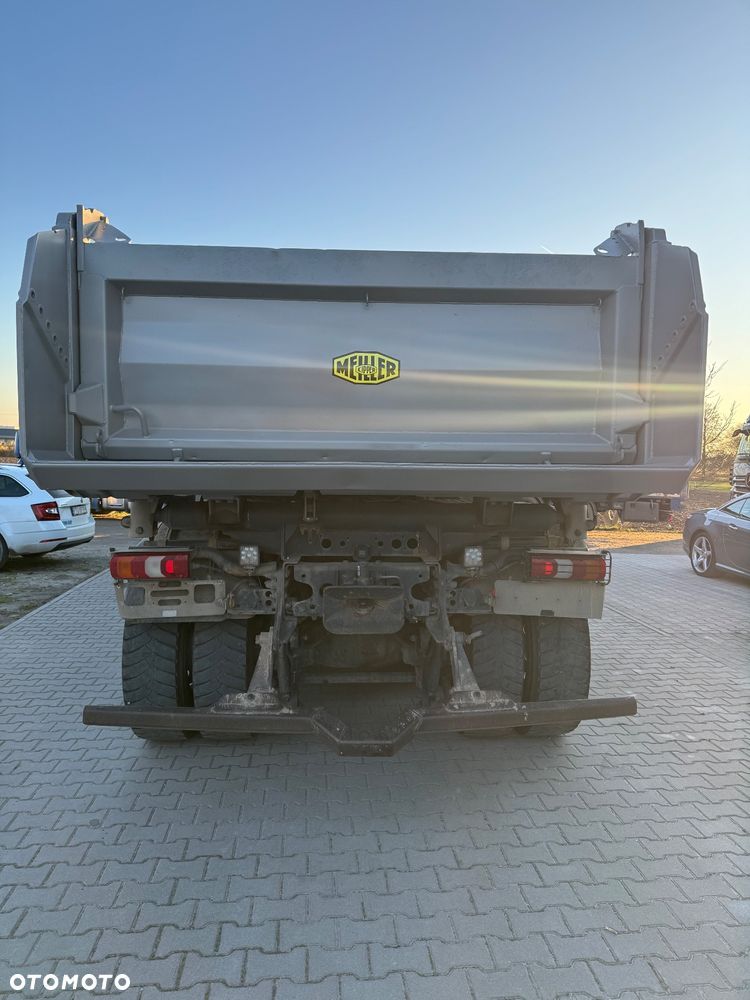 Mercedes-Benz Arocs - 9