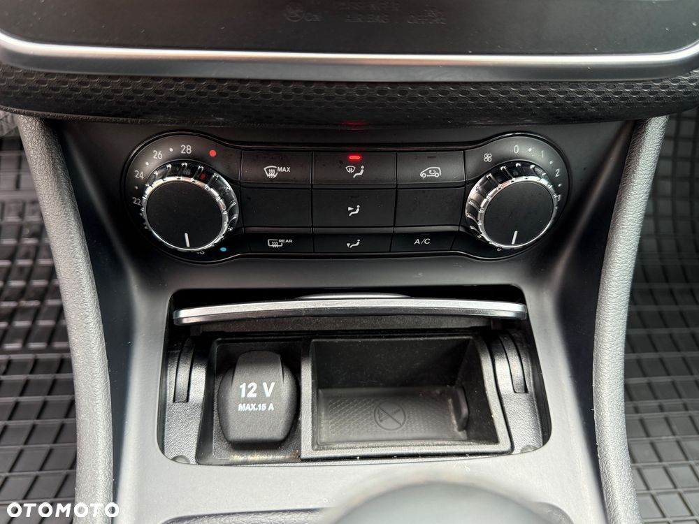 Mercedes-Benz Klasa A 180 CDI BlueEFFICIENCY Edition Style - 19