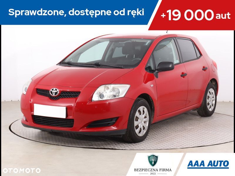 Toyota Auris - 1
