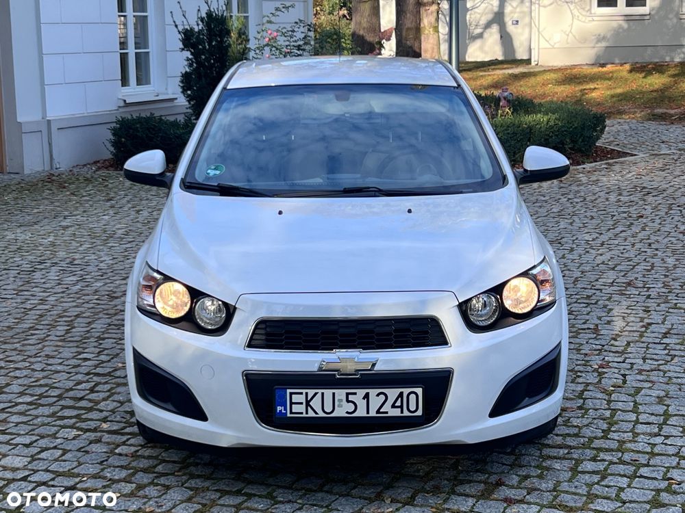 Chevrolet Aveo - 4
