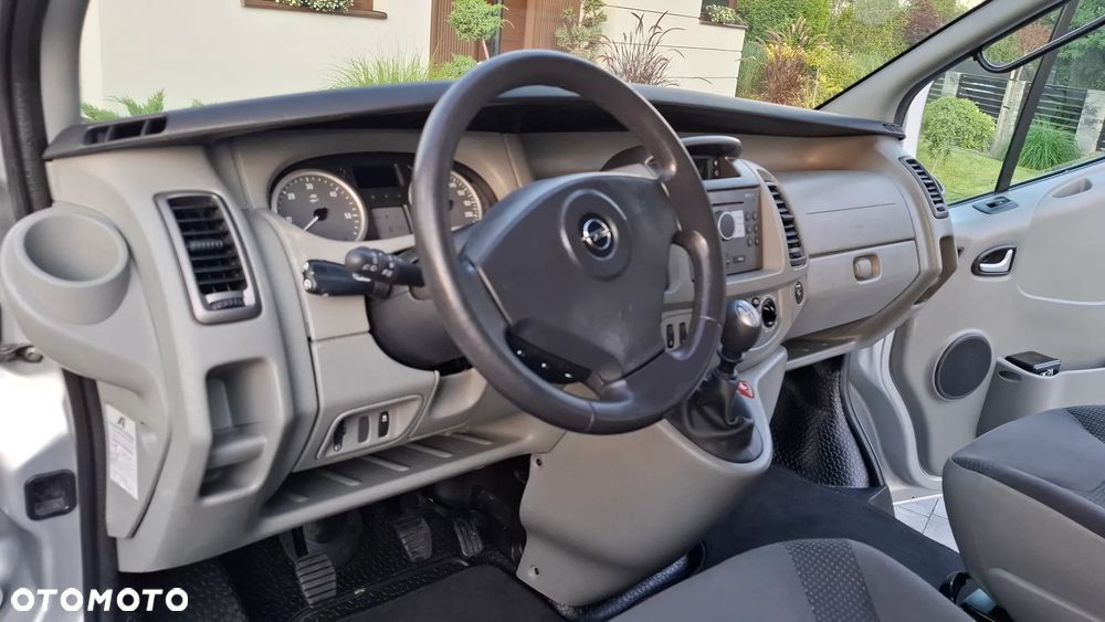Opel VIVARO - 18
