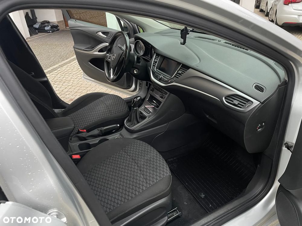 Opel Astra 1.2 T Business Edition S&S - 7