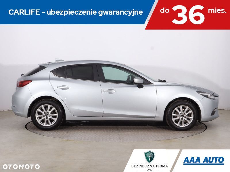 Mazda 3 - 8