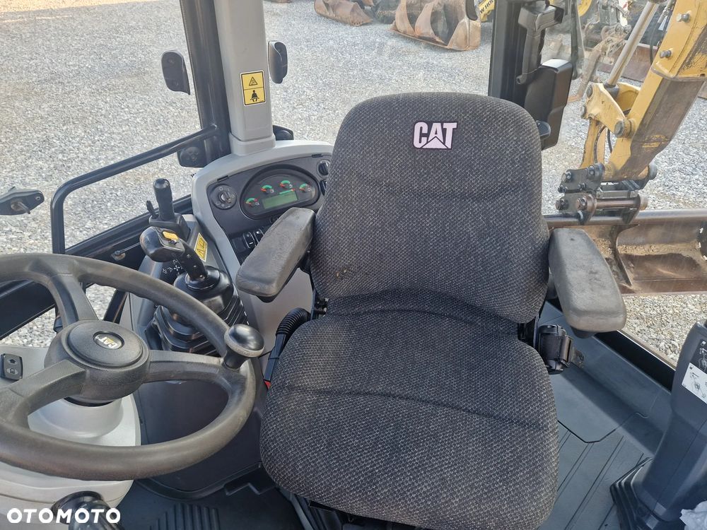Caterpillar 432F2 - 35