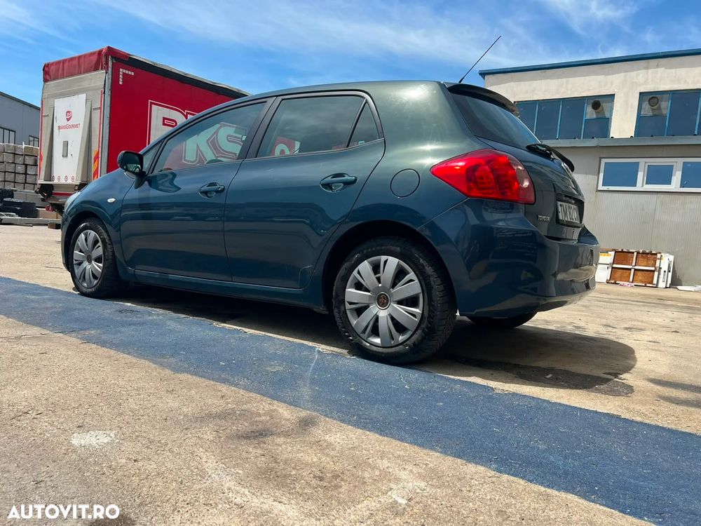 Toyota Auris - 12