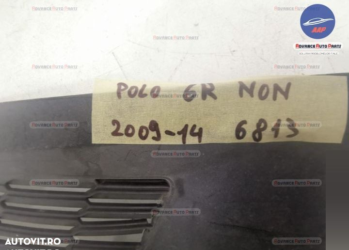 Grila stanga proiector originala in stare buna Volkswagen VW  Polo  5 - 5