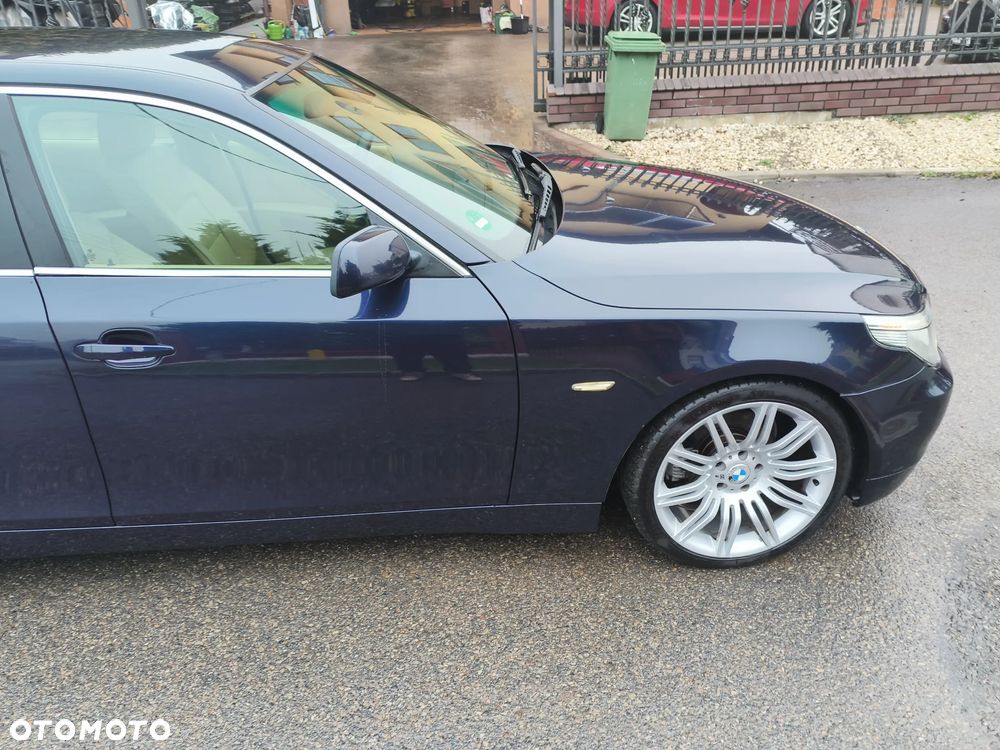 BMW Seria 5 - 32