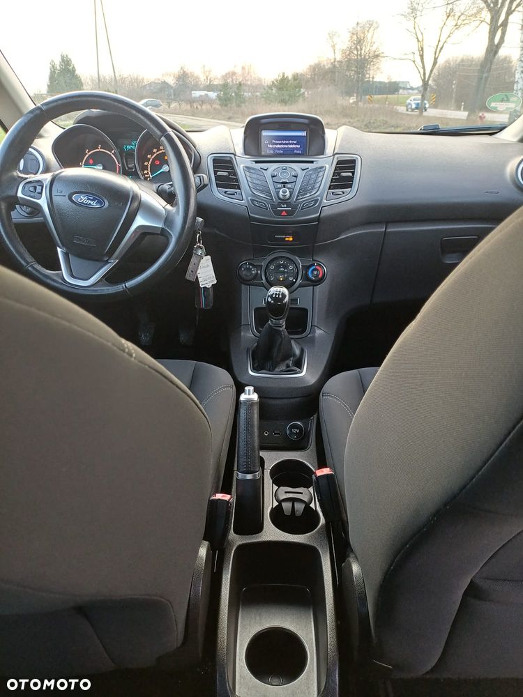 Ford Fiesta - 20